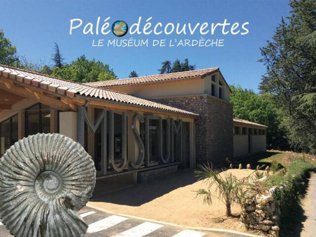 Villa Au Mas D'Emma à Bourg-Saint-Andéol Extérieur photo